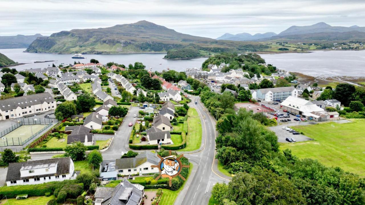 Old Captain Guest House Portree Eksteriør billede